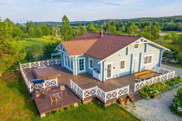 Karelian Rocky House