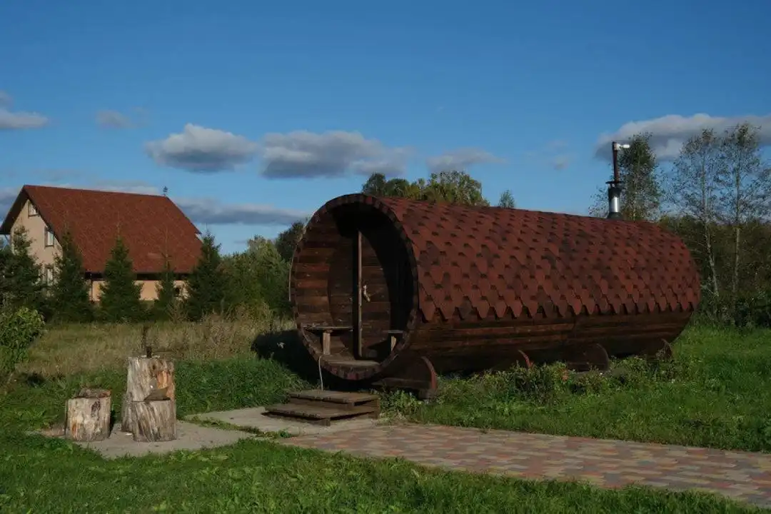 на берегу реки Нерль