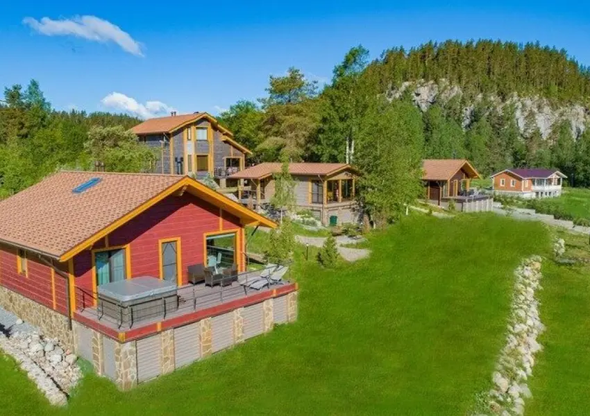 Загородный отель - Sorola Village