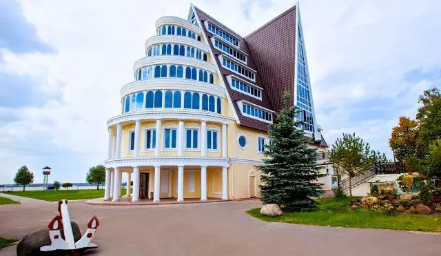 Троицкое - База отдыха
