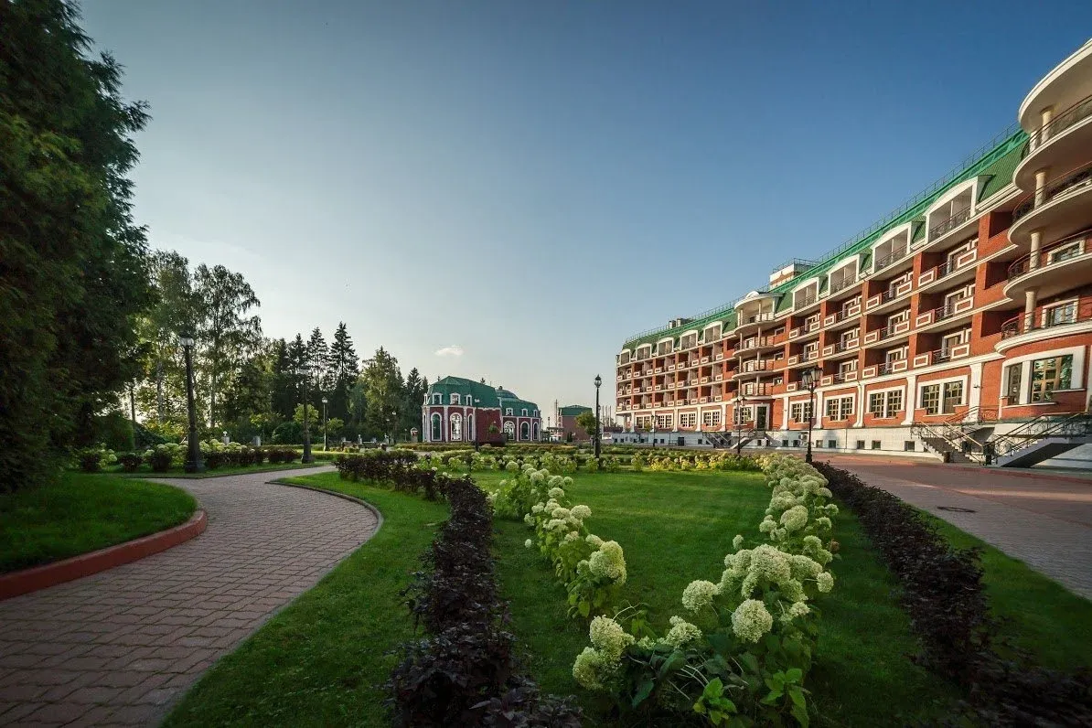 Загородный отель - Империал Парк Отель & SPA